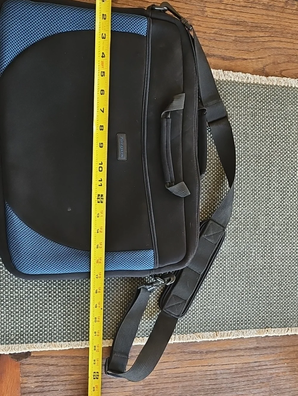 Black and Blue Men's Laptop Messenger Bag - Slim Carry Case